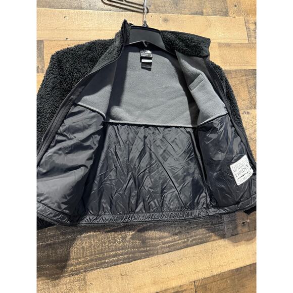 The North Face- Black Fleece- Zip Up Jacket- Women Size 7/8 - Picture 6 of 6